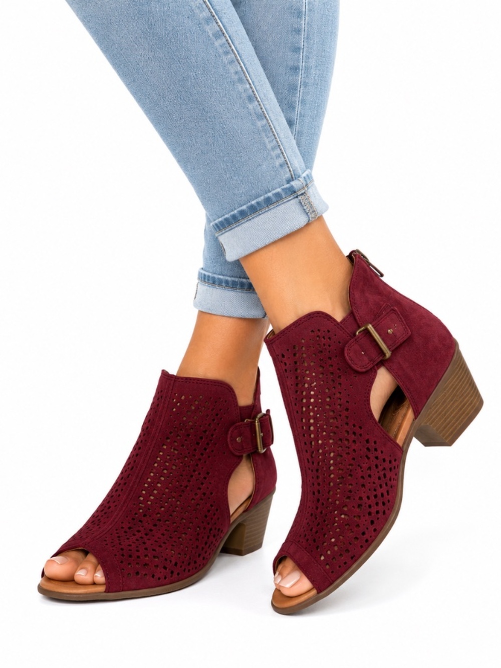 Earth Burgundy Perforated Suede Peep Toe Ankle Booties Size 7 Comfort Block Heel